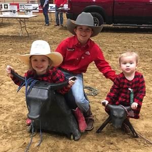 Meet your Posher, Lindsey